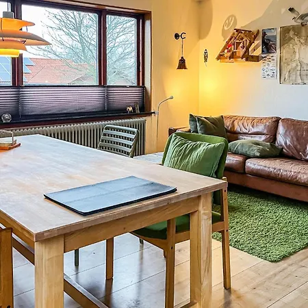 2 Bedroom Cozy In