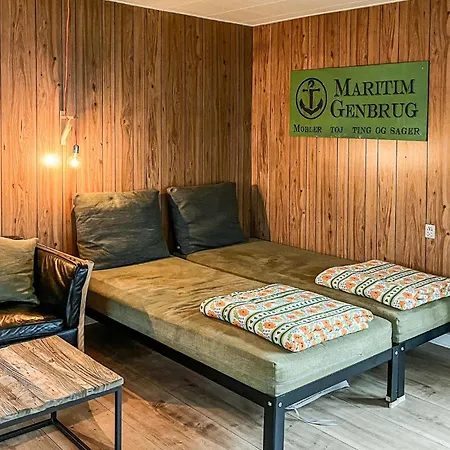 2 Bedroom Cozy In 马斯塔尔