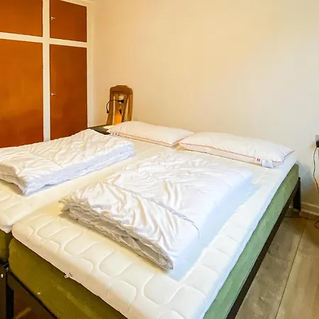 2 Bedroom Cozy In 马斯塔尔
